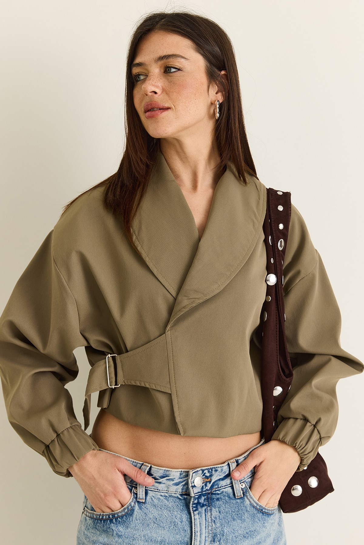 Kadın Astarlı Şal Yaka Kemer Detaylı Crop Oversize Trençkot 2825 60286547 - Haki DIŞ GİYİM modelleri