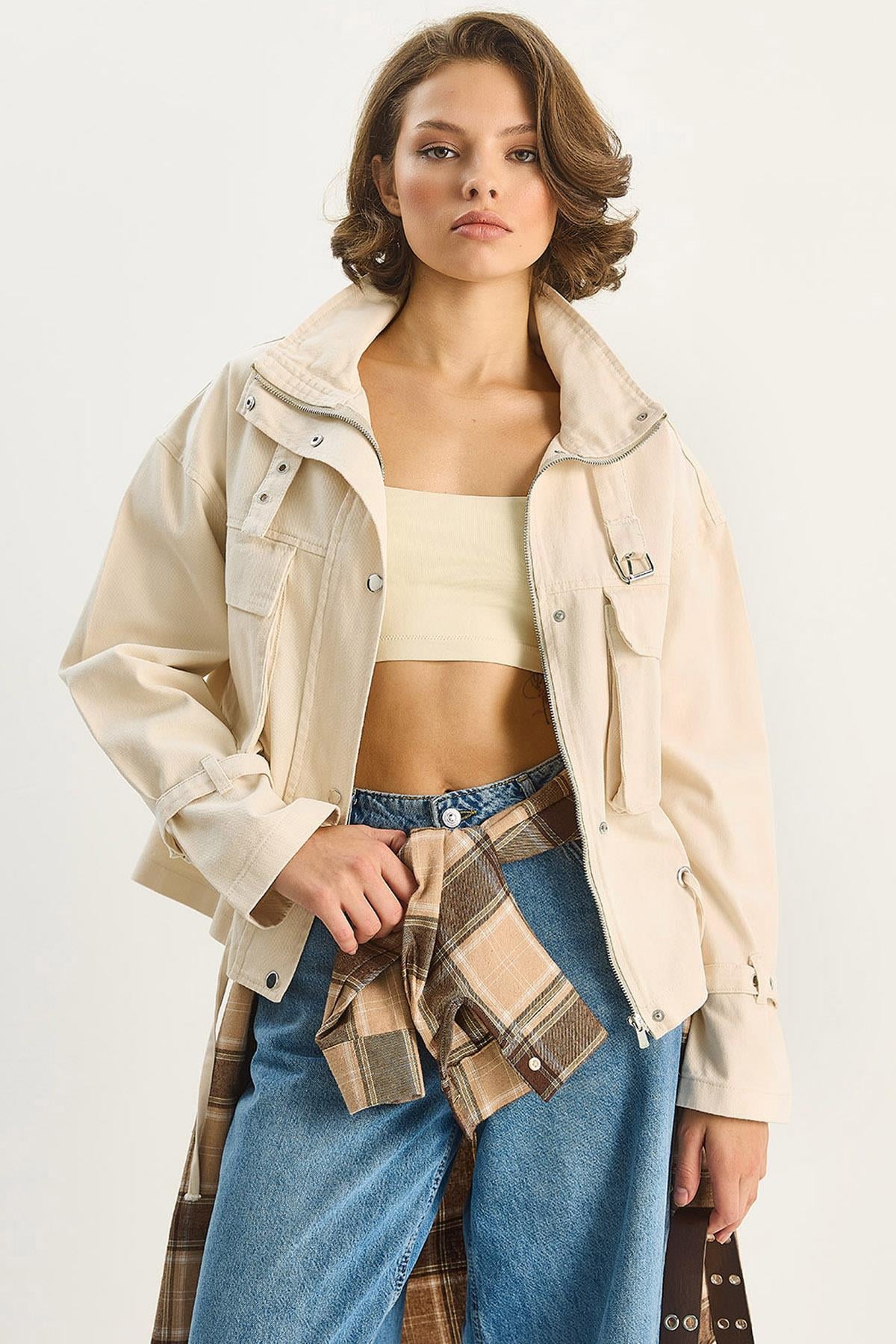 Kadın Büyük Cep Detaylı Fermuarlı Gabardin Denim Ceket 4074 60283666 - Krem CEKET modelleri