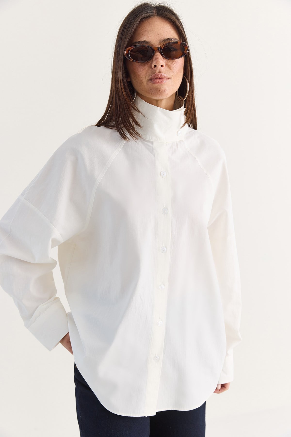 Kadın Dik Yaka Düğmeli Oversize Poplin Gömlek 5544 60286756 - Beyaz GÖMLEK modelleri