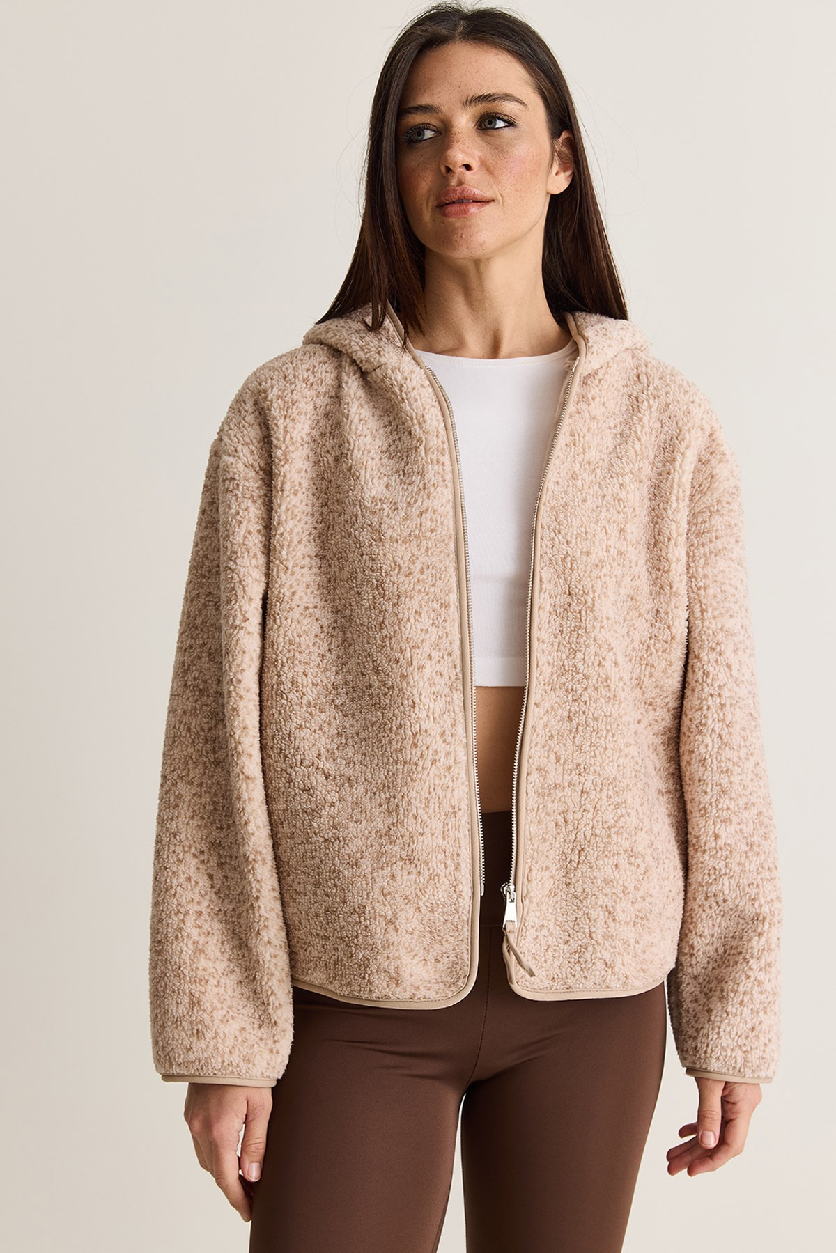 Kadın Kapüşonlu Biyeli Fermuarlı Cep Detaylı Teddy Peluş Sweat 2970 60286606 - Bej-Vizon SWEATSHİRT modelleri
