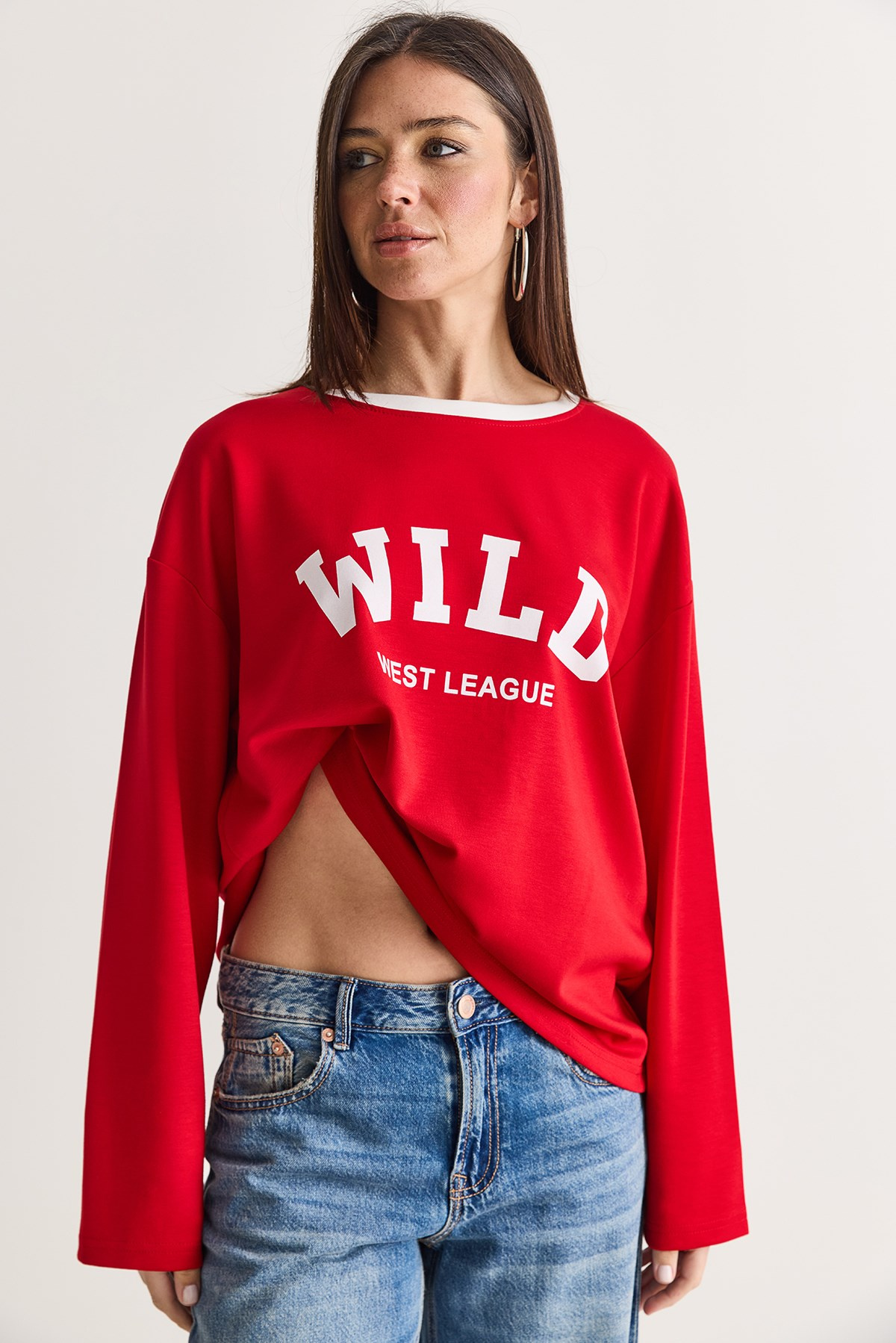 Kadın Wild Baskılı Bisiklet Yaka Oversize Uzun Kollu Sweatshirt 2392 60286691 - Kırmızı SWEATSHİRT modelleri