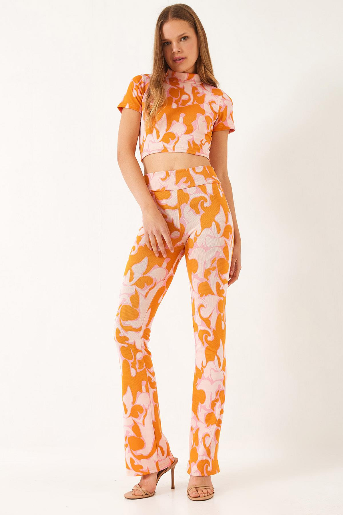 Kadın Yarım Balıkçı Yaka Kısa Kollu Crop Beli Lastikli Pantolonlu Alt-Üst Takım 60261374 - Orange-Pudra