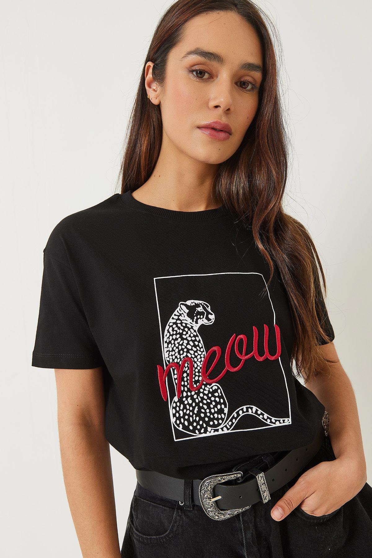 Leopar Baskılı Nakış Detaylı Kısa Kollu T-Shirt 60602018 - Siyah