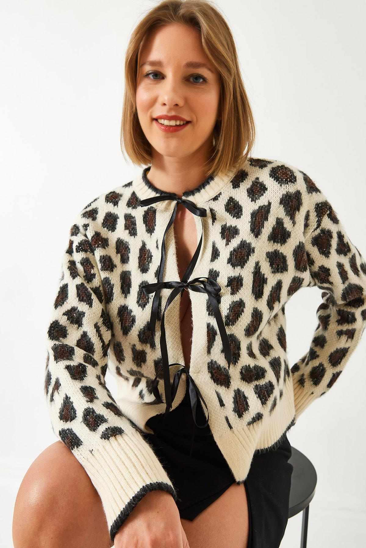 Leopar Desenli Triko Hırka 60261086 - Bej