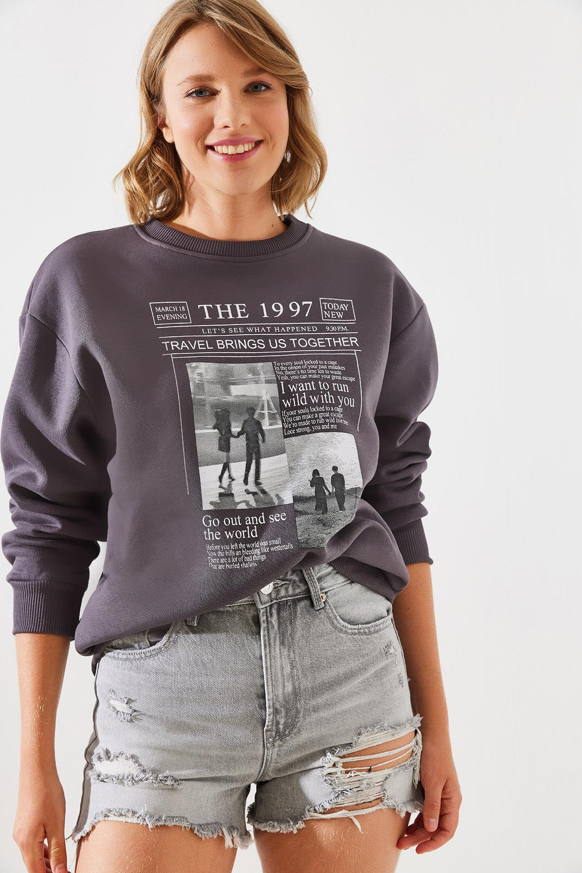 Üç İplik Şardonlu The 1997 Baskılı Sweatshirt MBHS009 60601009 - Füme