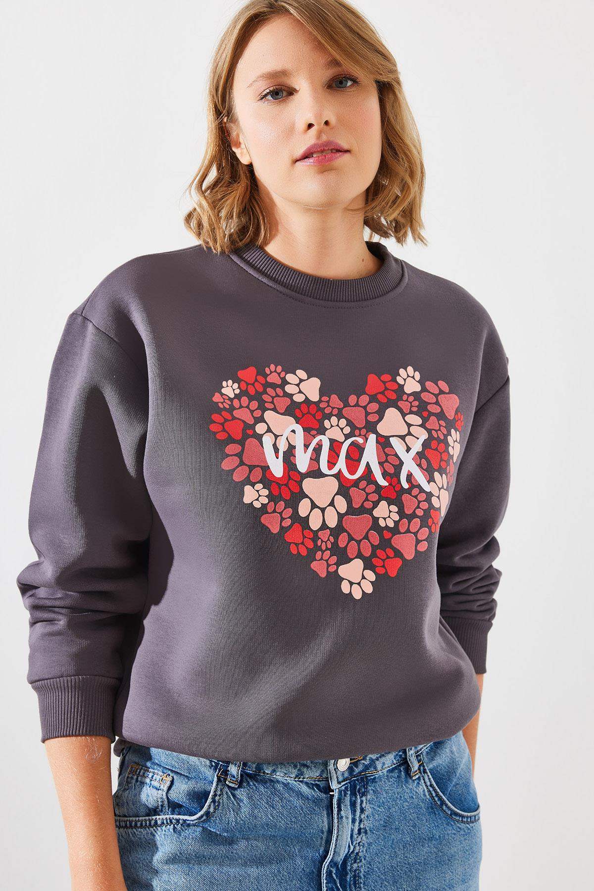 Üç İplik Şardonlu Yuvarlak Yaka Pati Baskılı Sweatshirt MBHS005 60601005 - Füme