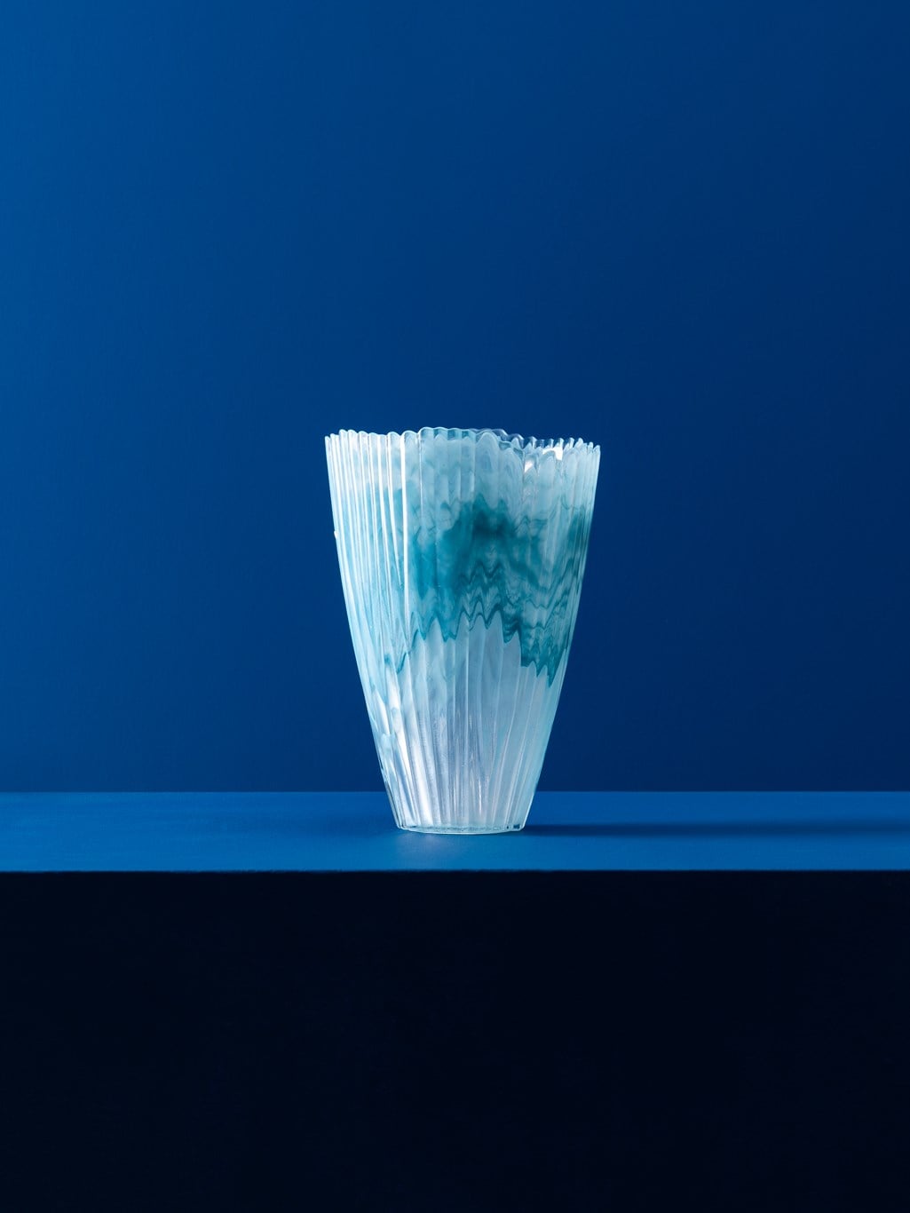 Okyanus Serisi Degrade Cam Vazo 30 cm | Artdeconcept 30 cm Okyanus Serisi Degrade Dekoratif Cam Vazo - Turkuaz