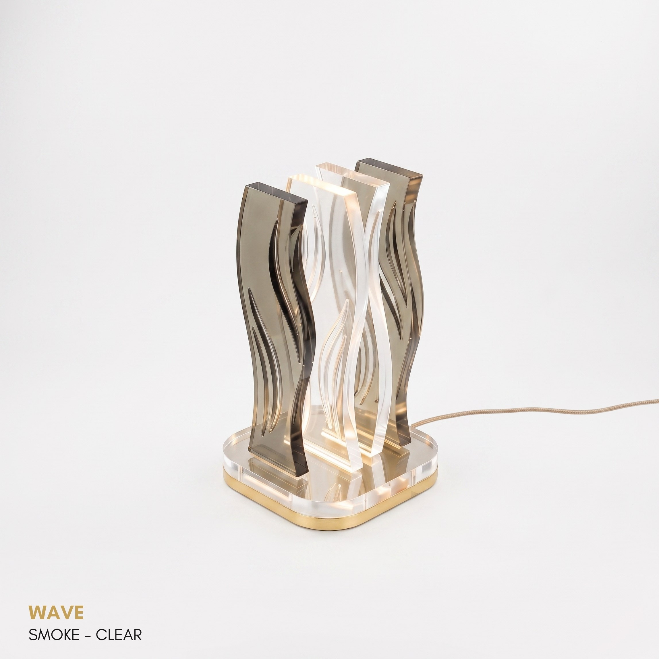 WAVE | Akrilik LED Masa Lambası | Uzaktan Kumandalı +100 Renk RGB Ambiyans Işığı | Dekoratif Modern Salon Yatak Odası Gece Lambası | Collection