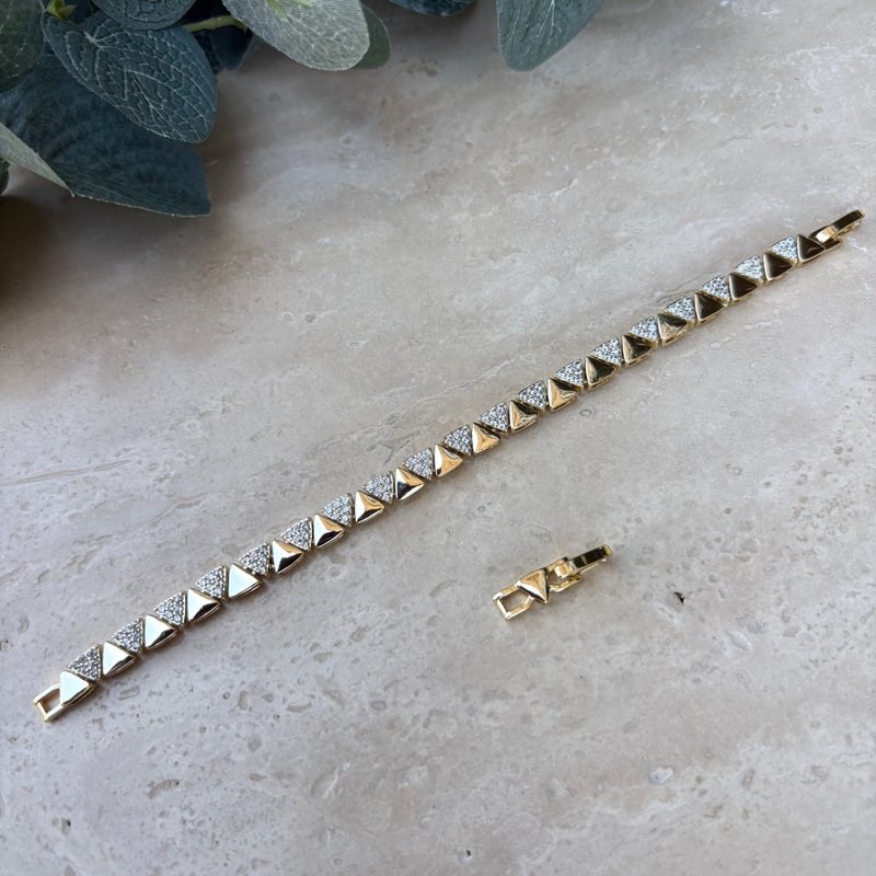 14K Altın Kaplama Taşlı Üçgen Bileklik (17+2 cm)