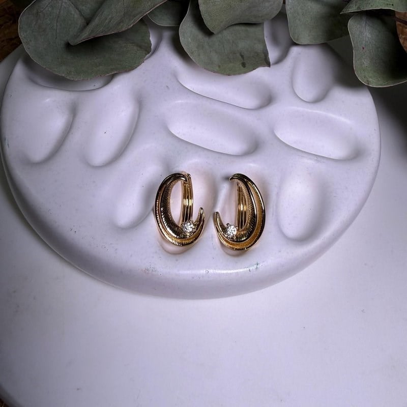 14K Özel Seri Hilal  Model Taşlı küpe