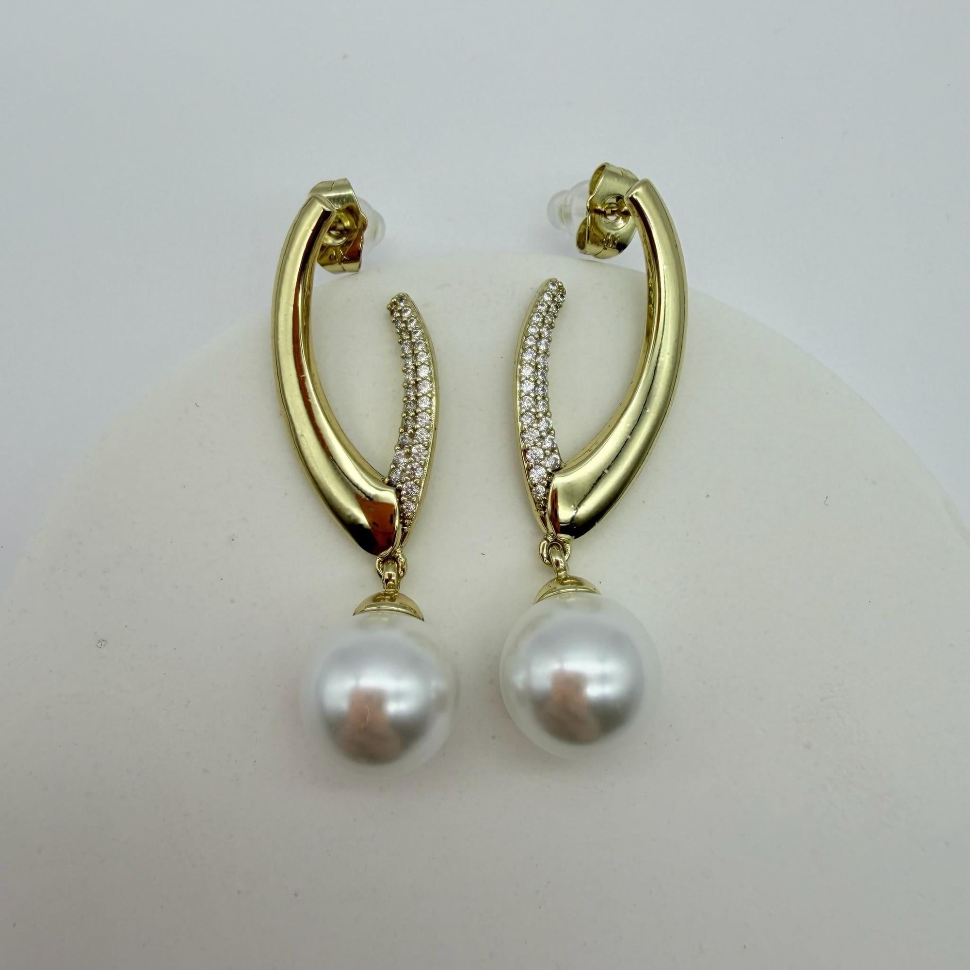 14K Özel Seri İnci Sallantılı Taşlı Küpe
