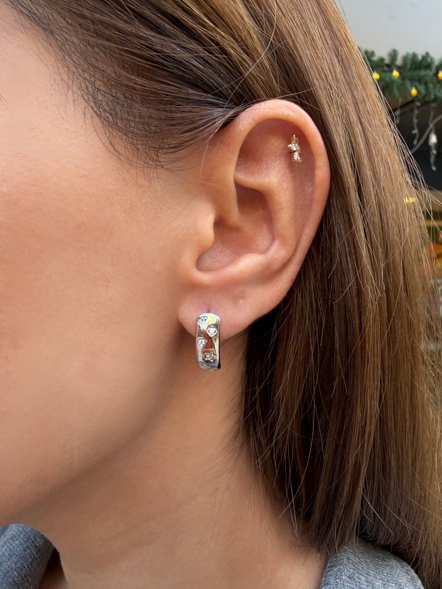 14K Özel Seri Motifli Silver Küpe