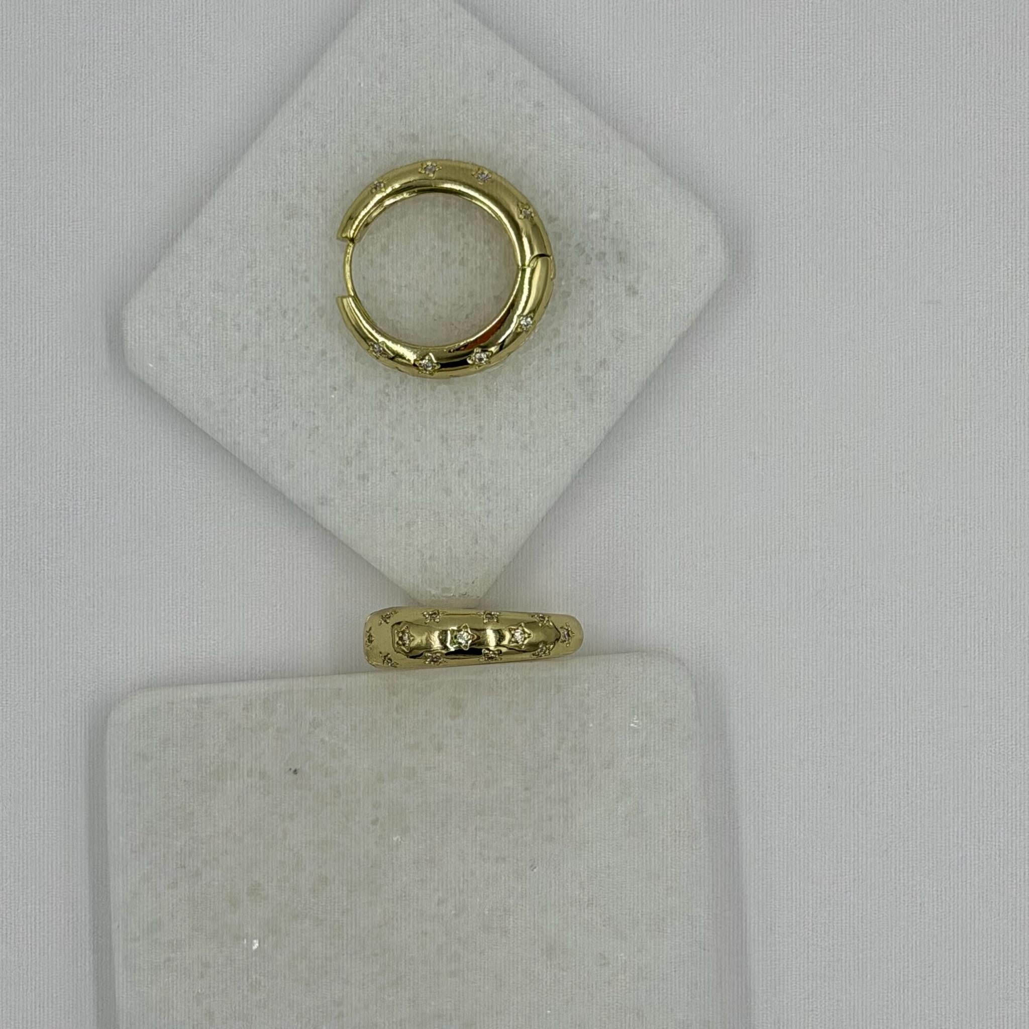 14K Özel Seri Yıldızlı Bombeli Küpe 