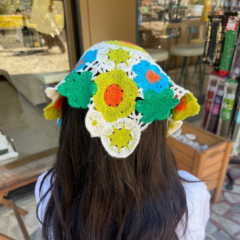 Çiçek Desenli Örgü Bandana