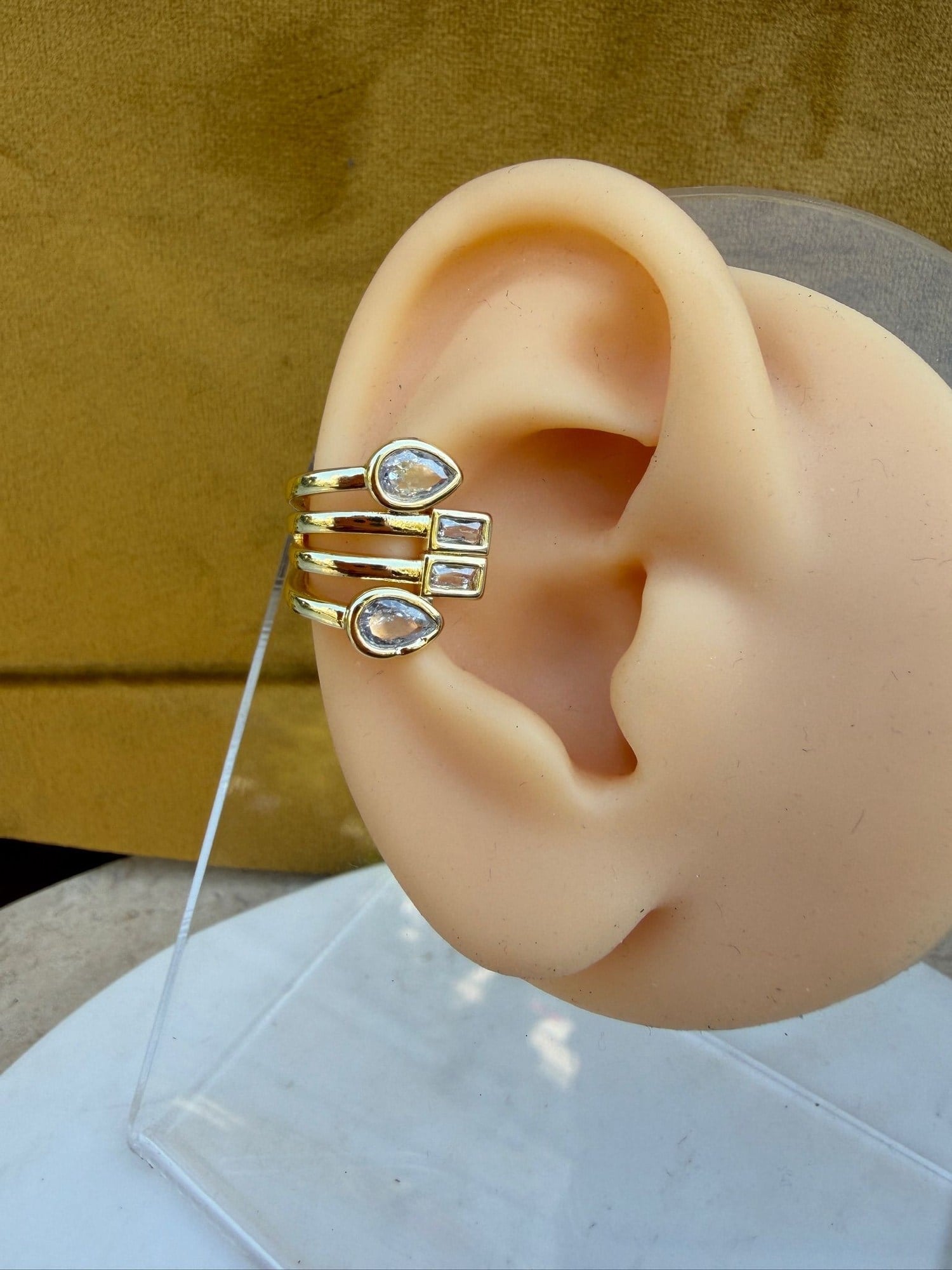 Damla Taş Detaylı Earcuff