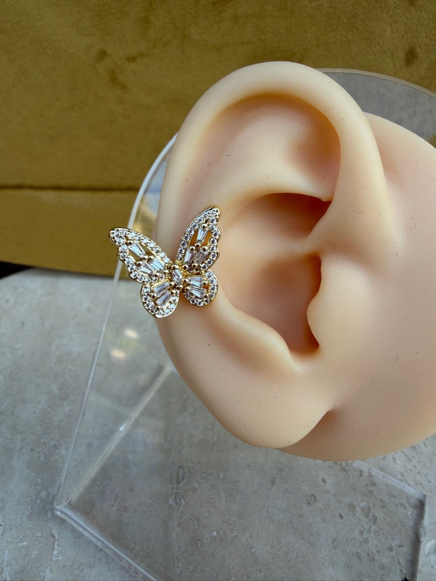 Kelebek Taşlı Gold Earcuff