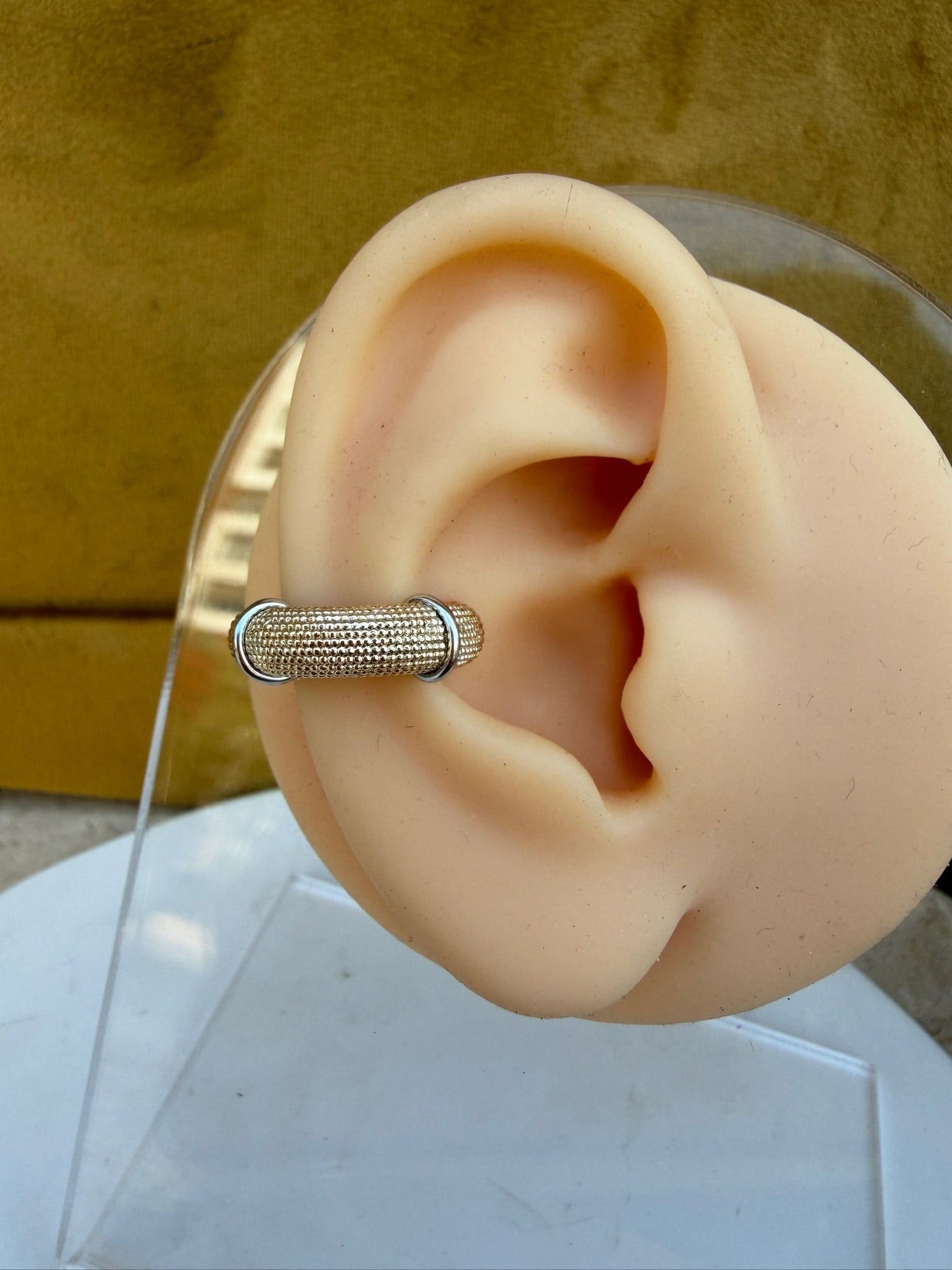Mat Gold Earcuff