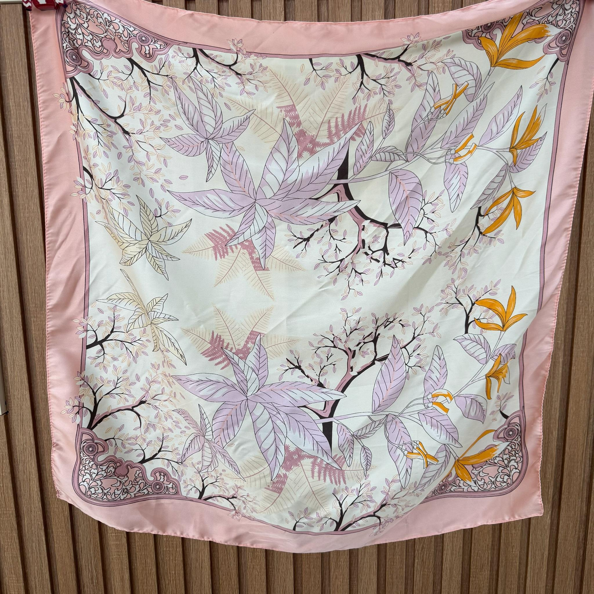 Pembe Ağaç Desen Fular (70x70)