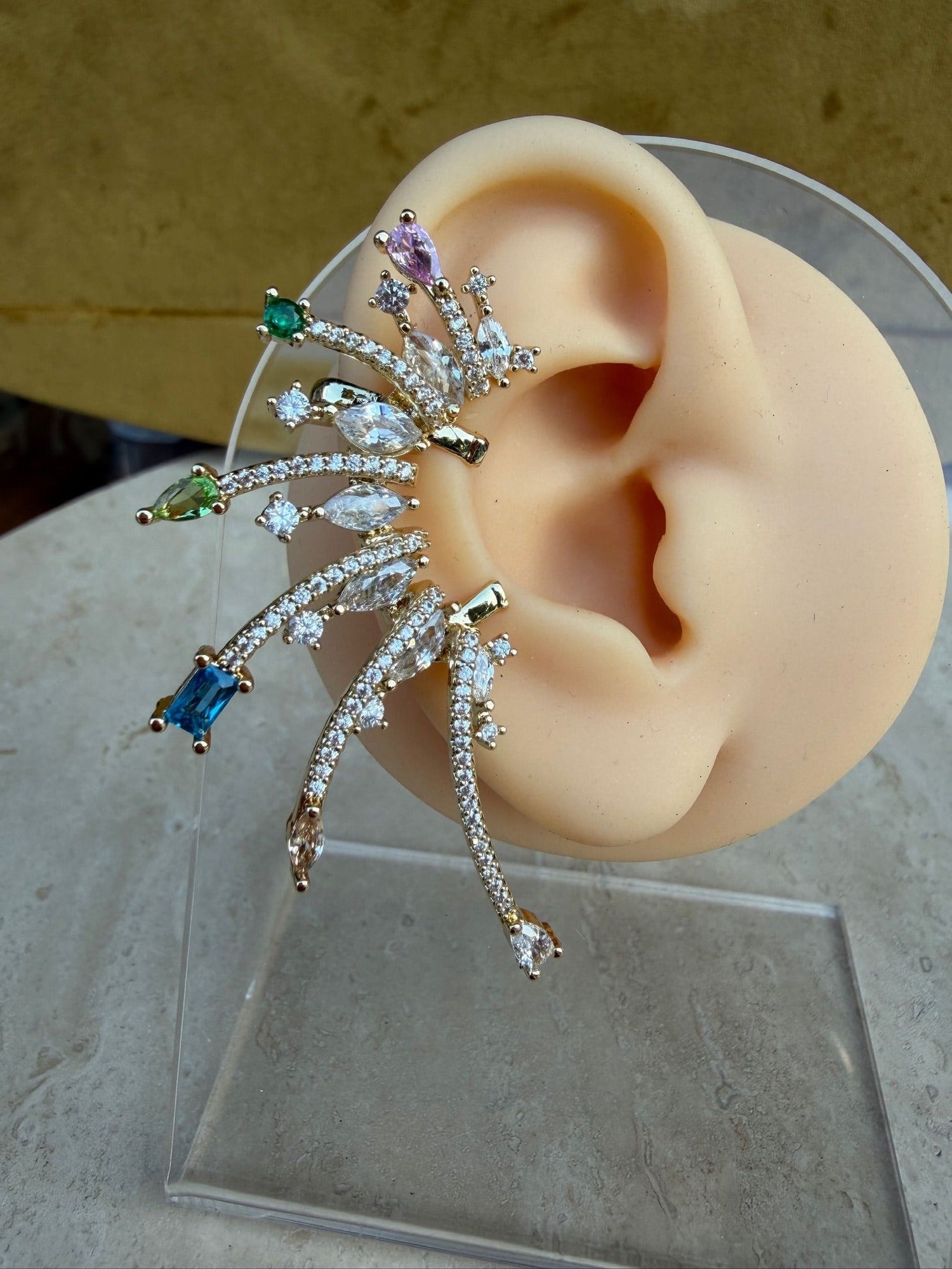 Renkli Taşlı Earcuff