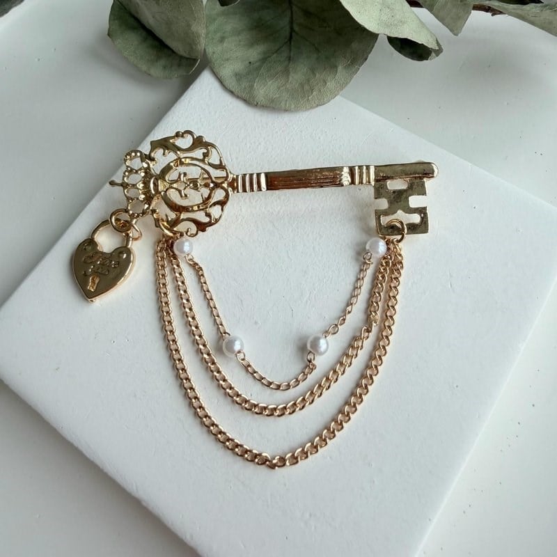 Sallantılı Anahtar Broş