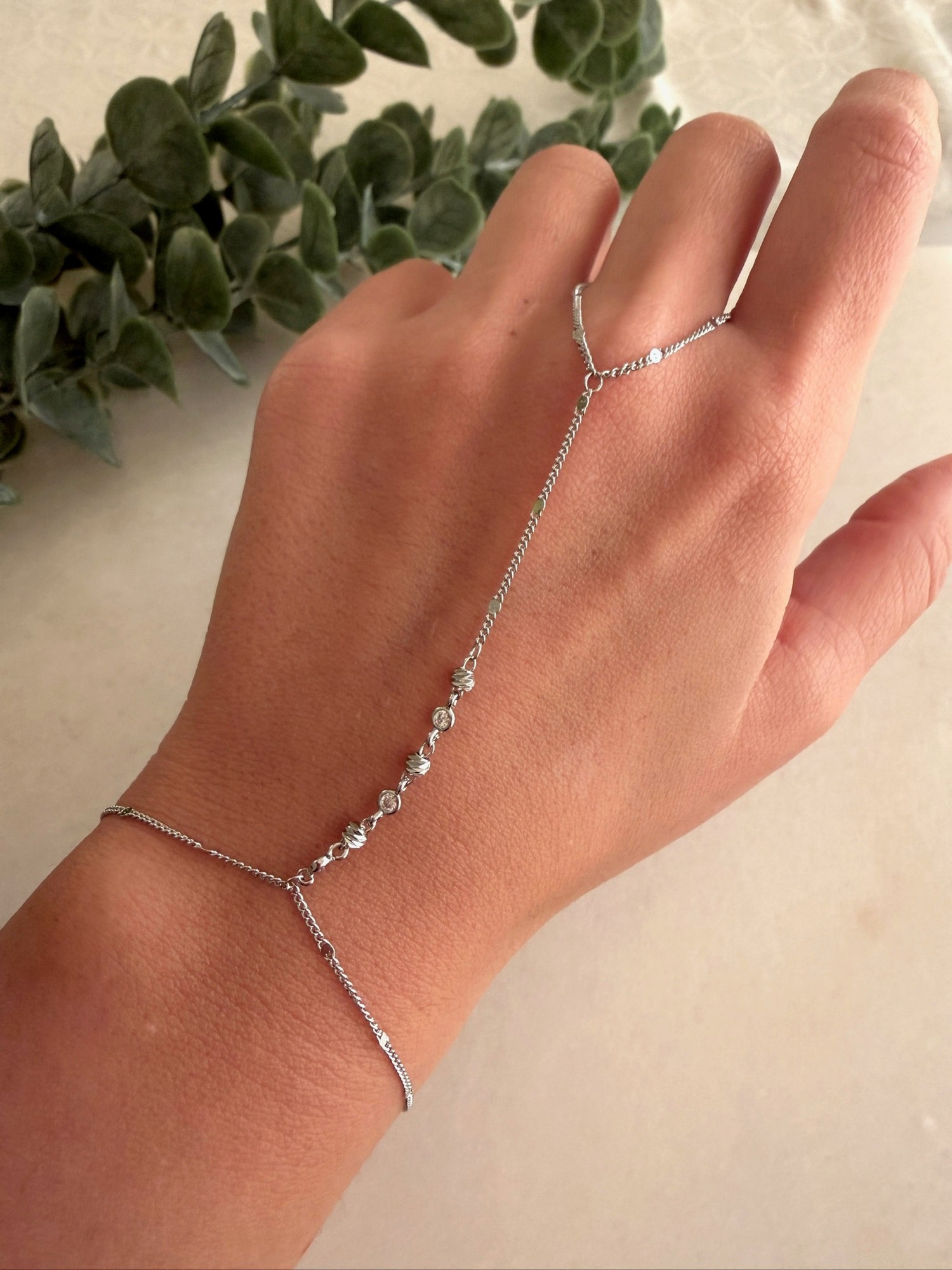 Taşlı Dorika Şahmeran Silver