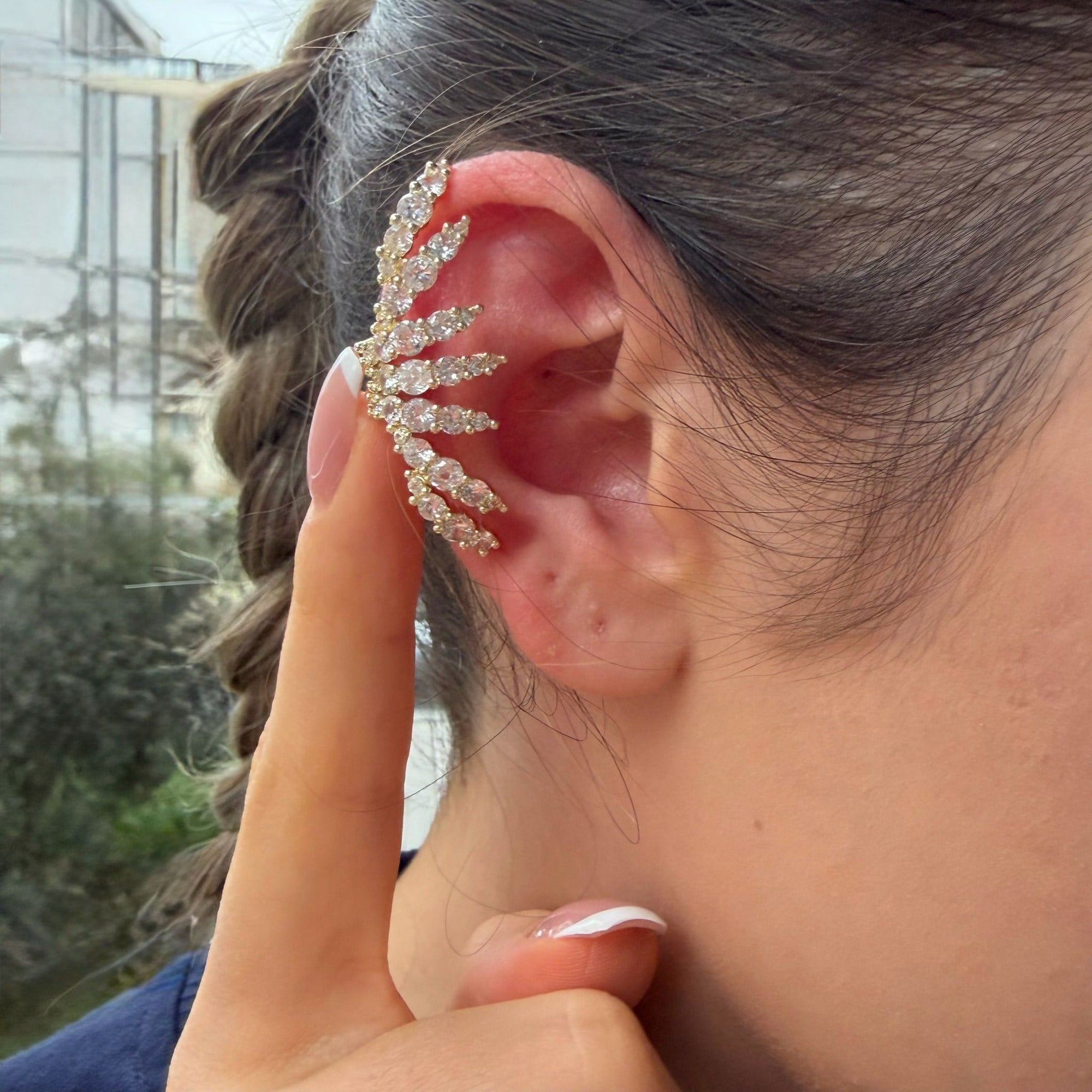 Taşlı Gold Earcuff