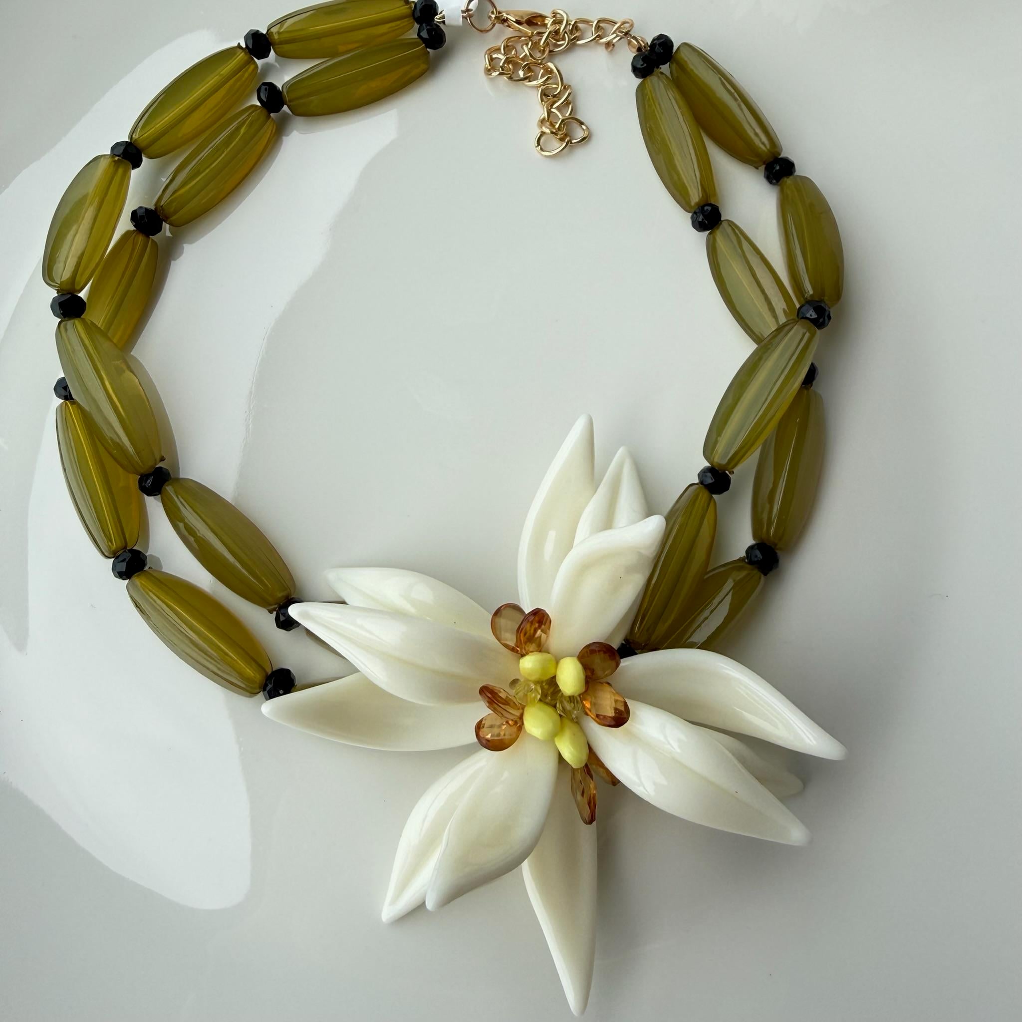 ZR Çiçekli Yeşil Choker Kolye