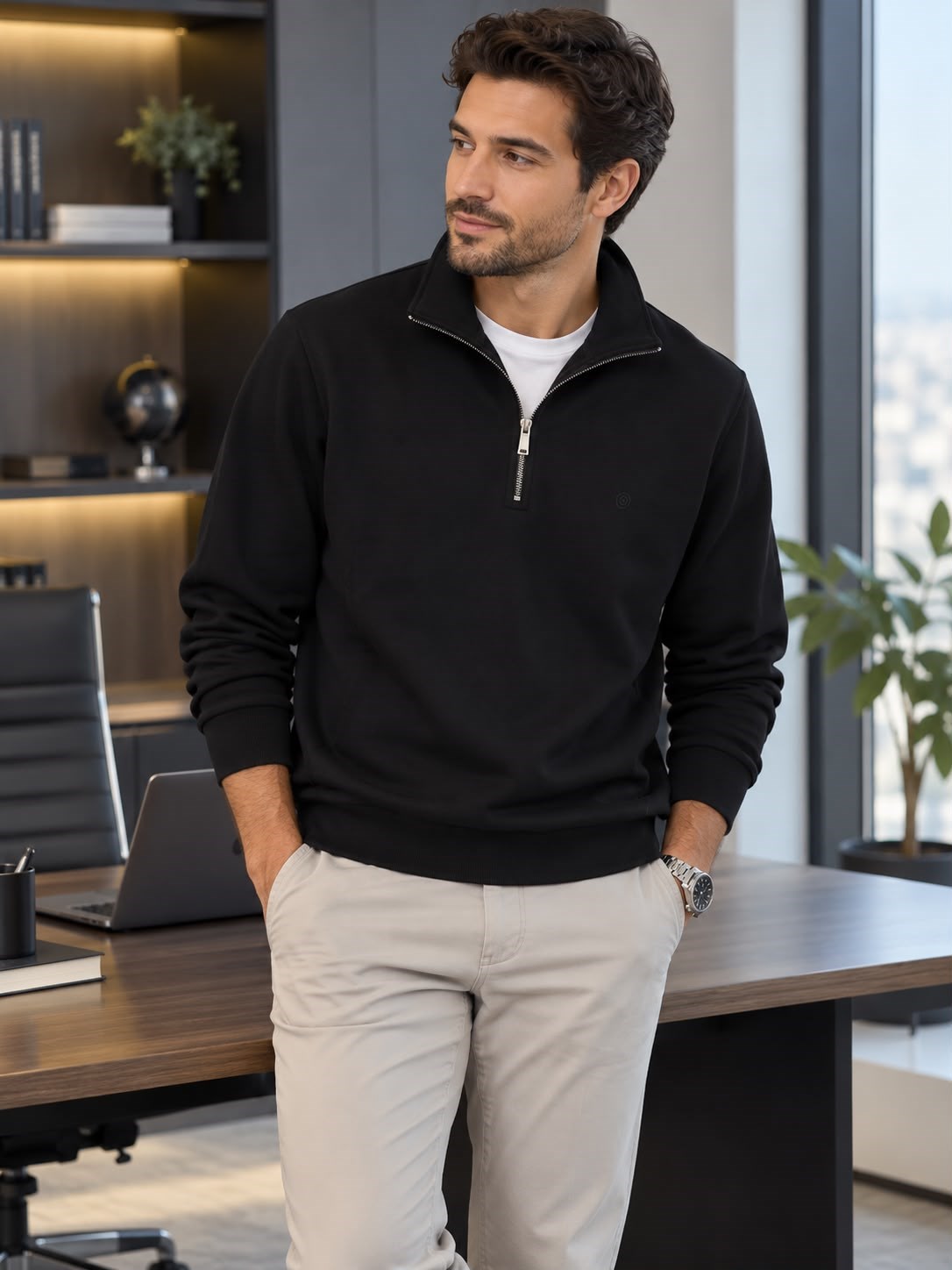 ERKEK POLO YAKA YARIM  FERMUAR DETAYLI SİYAH SWEATSHIRT