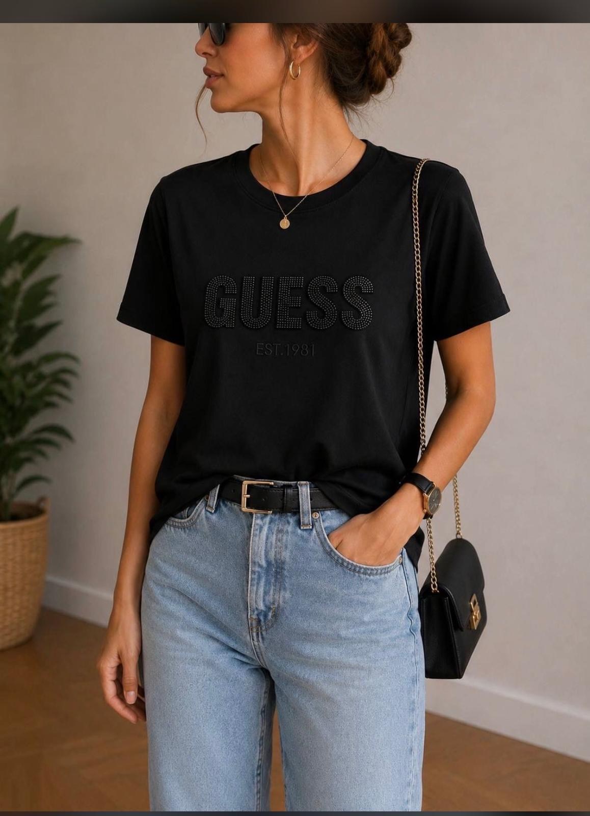 GUSS KADIN SİYAH BONCUK İŞLEME TSHIRT 