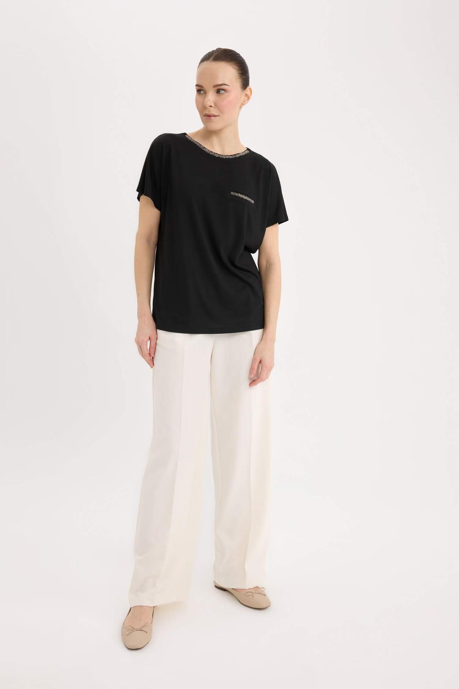 トップス YK T-Shirt ve Bluz Modelleri | Kadın Üst Giyim | YK Club