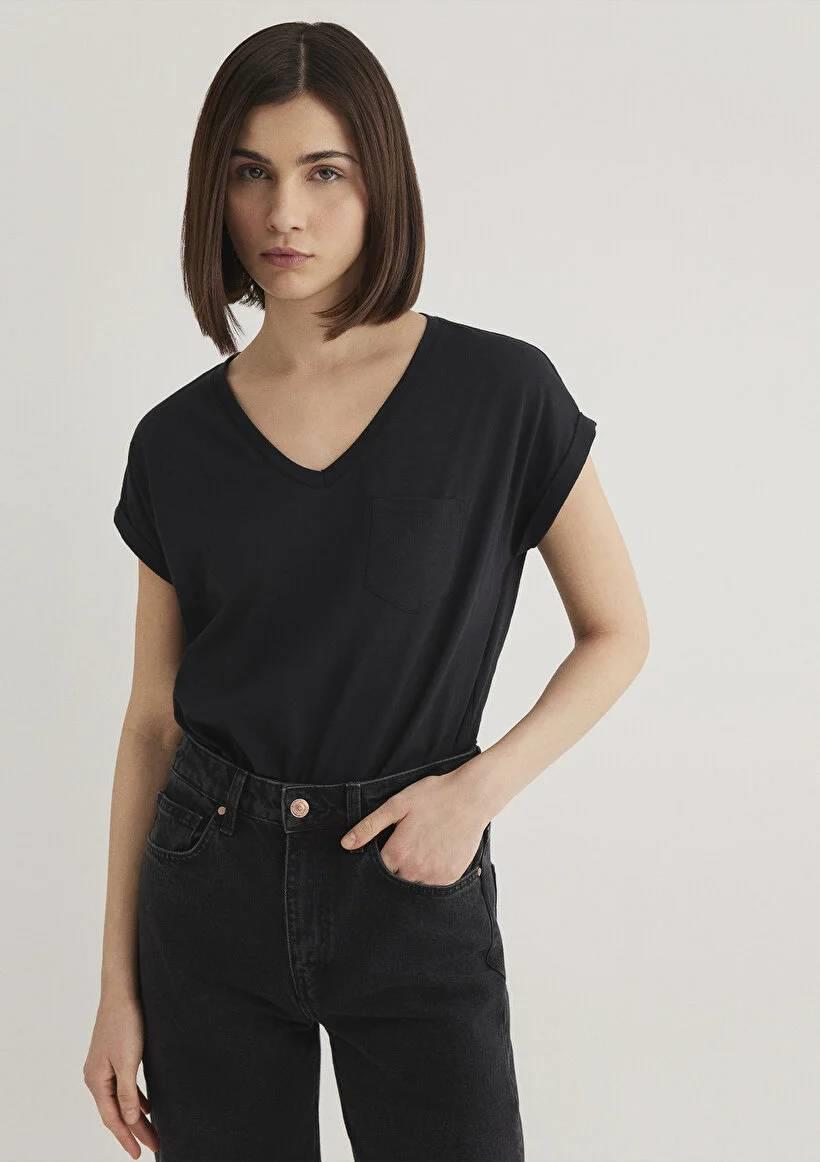 Mavi V Yaka Basıc Kadın T-Shirt M1600961-900