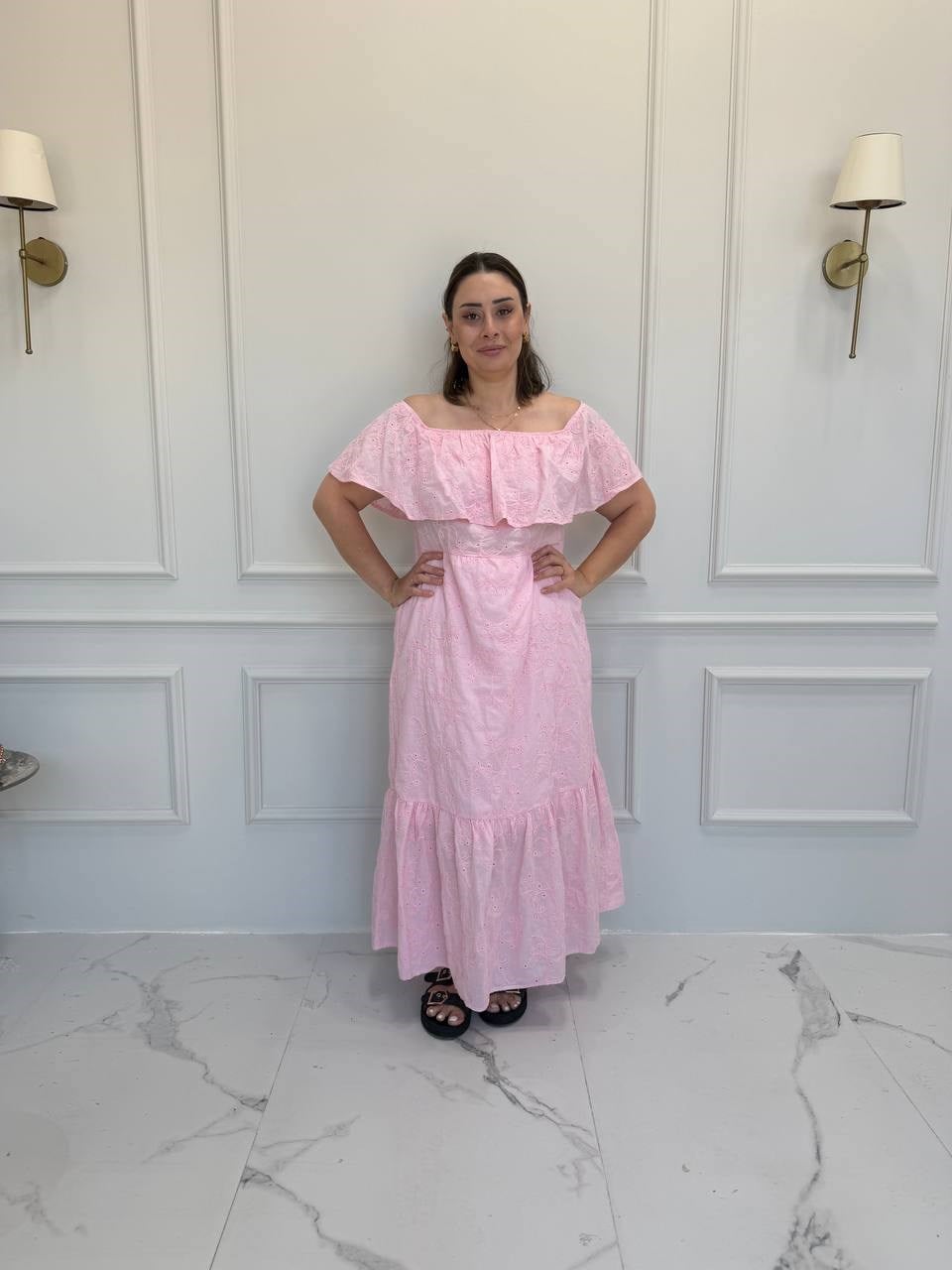 Madonna Yaka Fisto Brode Elbise - Pembe