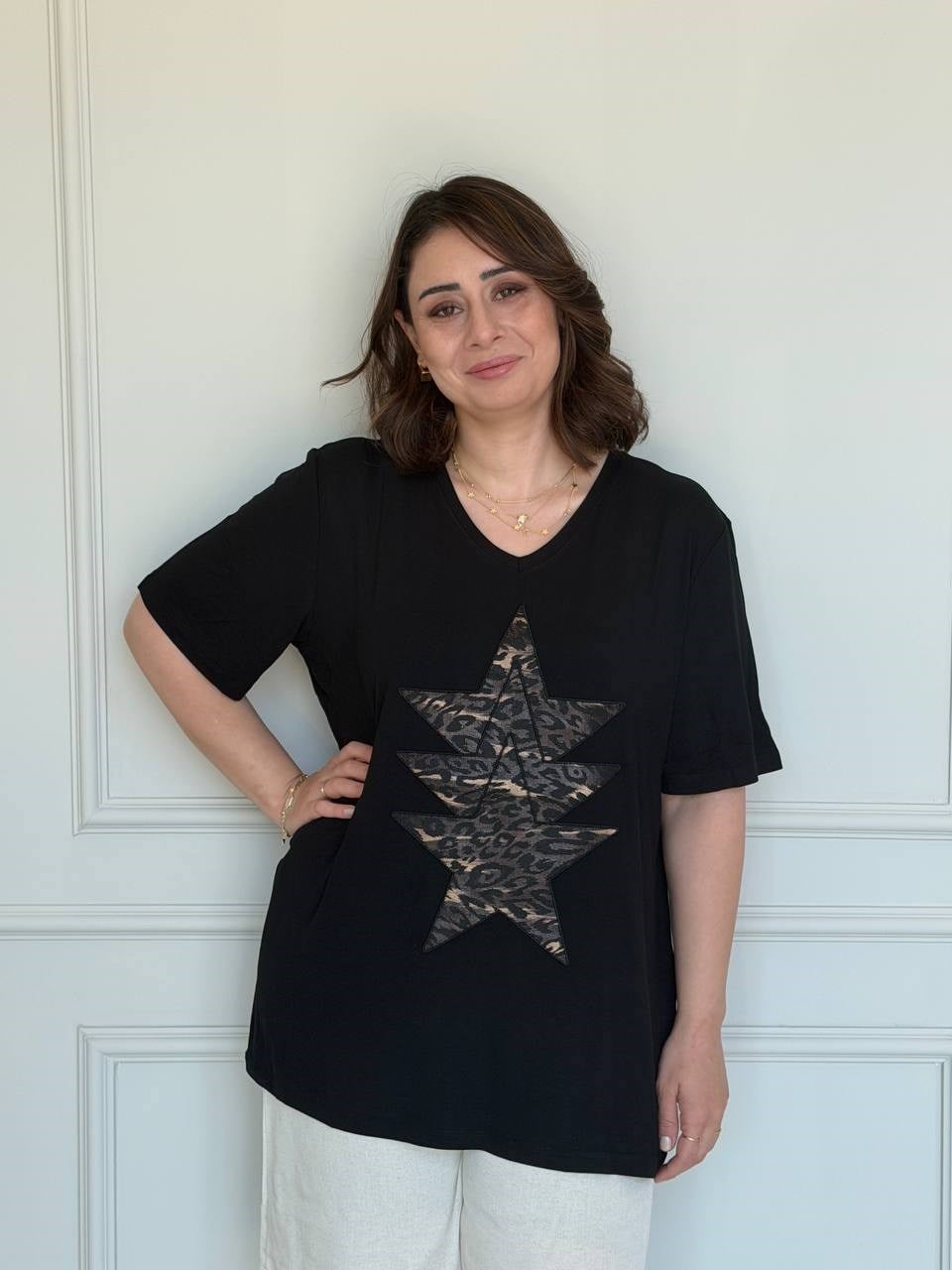 Yıldız Aplikeli Tişört