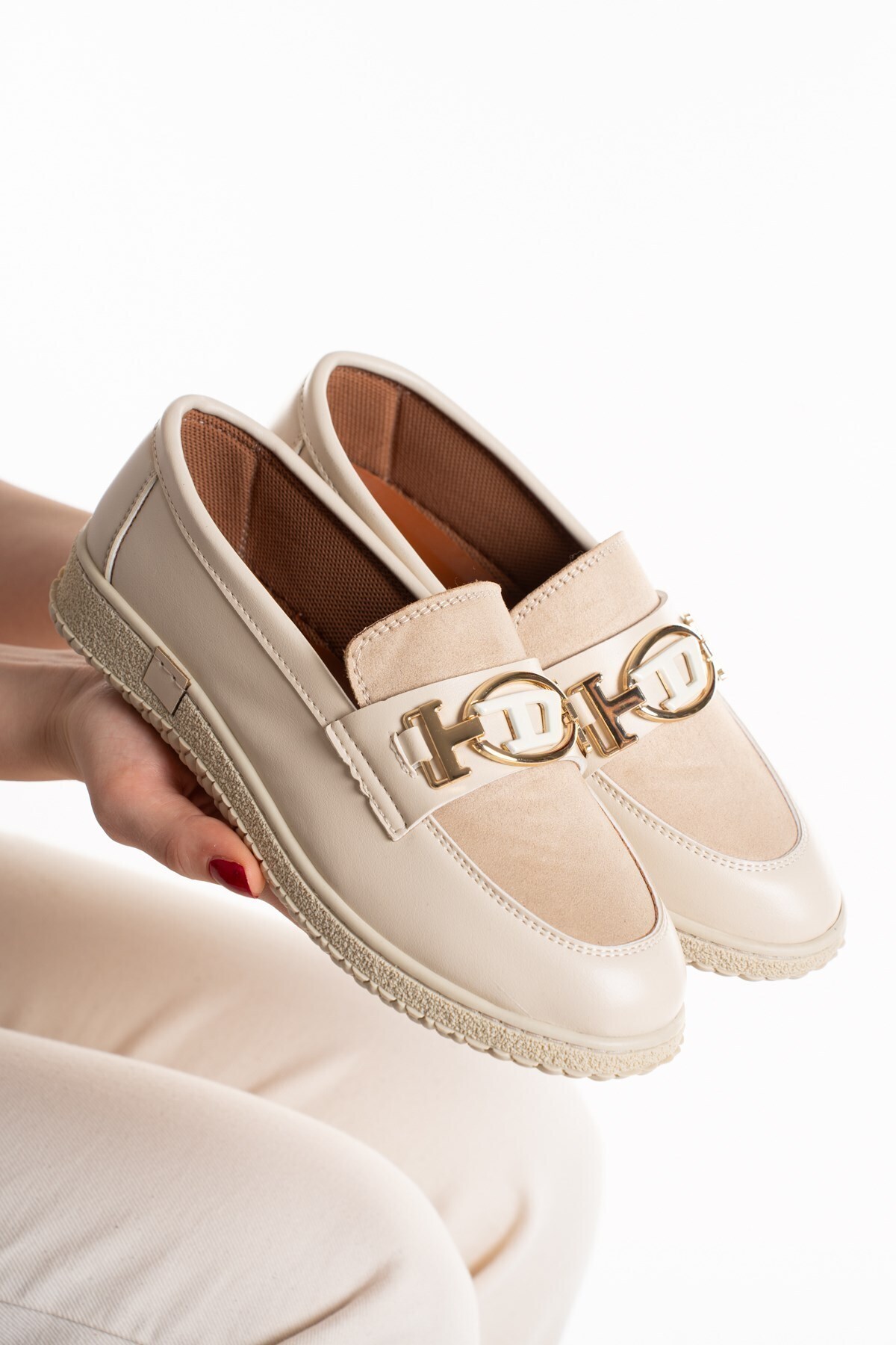 Kadın Bej Loafer Makosen Tokalı Klasik Günlük Ayakkabı s2546