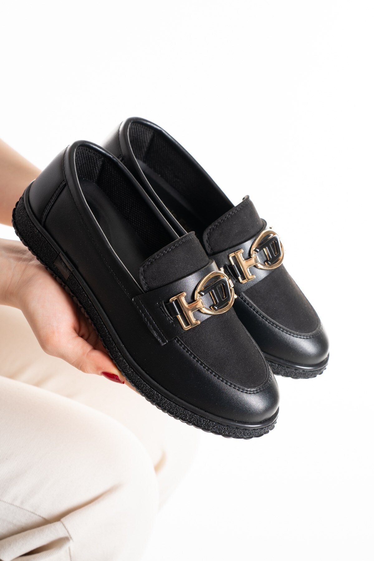 Kadın Siyah Loafer Makosen Tokalı Klasik Günlük Ayakkabı s2546