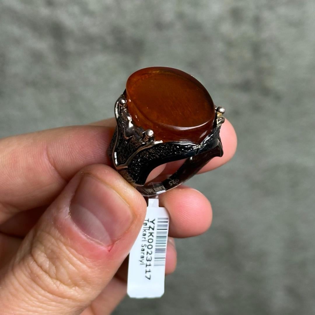 925 Ayar Gümüş Sıkma Kehribar Taşlı Erkek Yüzük 