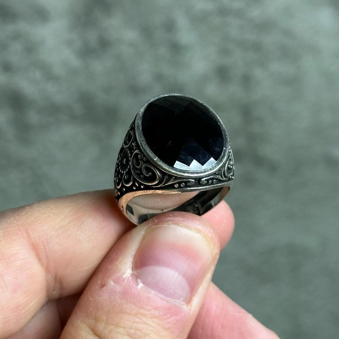 Kristal Kesim Oniks Taşlı 925 Ayar Erkek Yüzük 