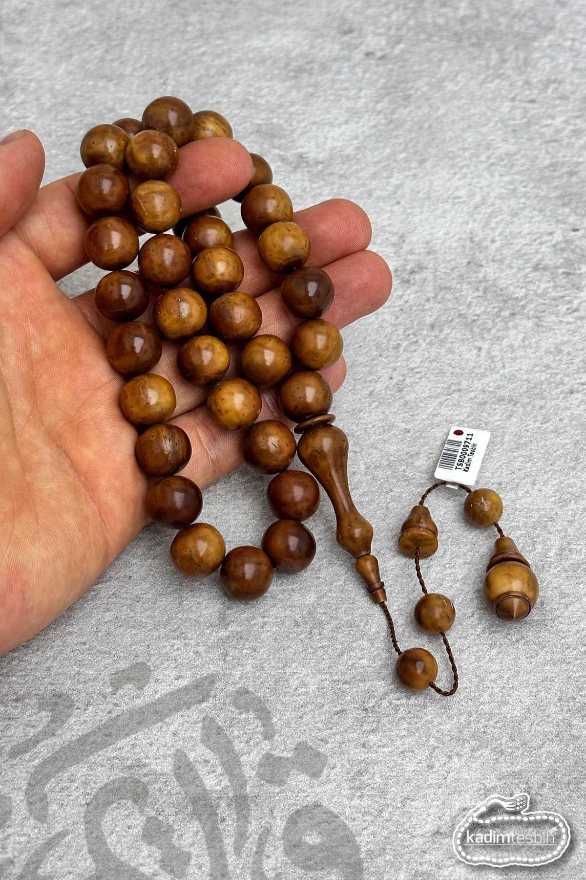 Küre Kesim İri Habbeli Sistem Püsküllü Kuka Tesbih