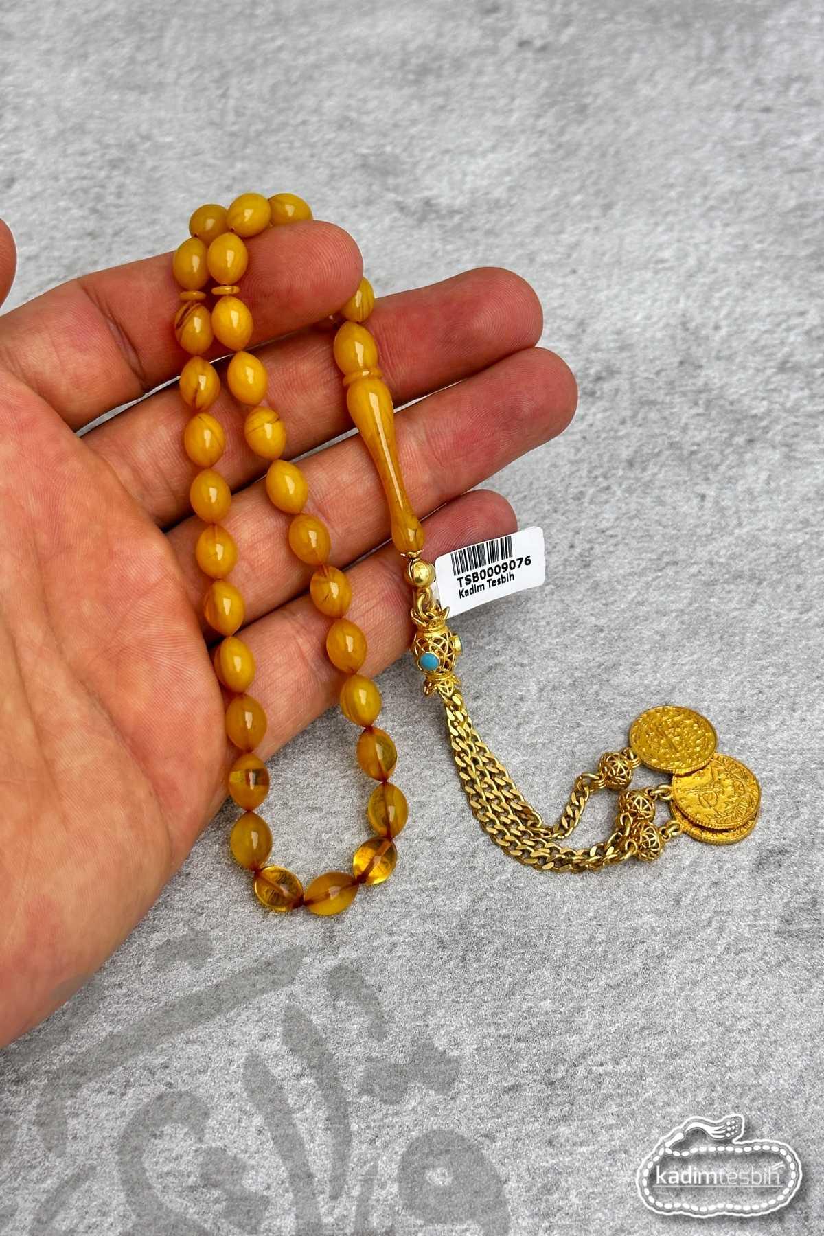 Orta Boy Sarı Hareli Beyzi Kesim Gold Gümüş Püsküllü Sıkma Kehribar Tesbih