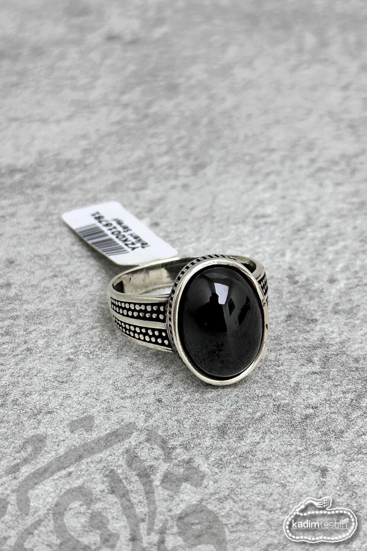 Oval Onix Taşlı 925 Ayar Gümüş Yüzük