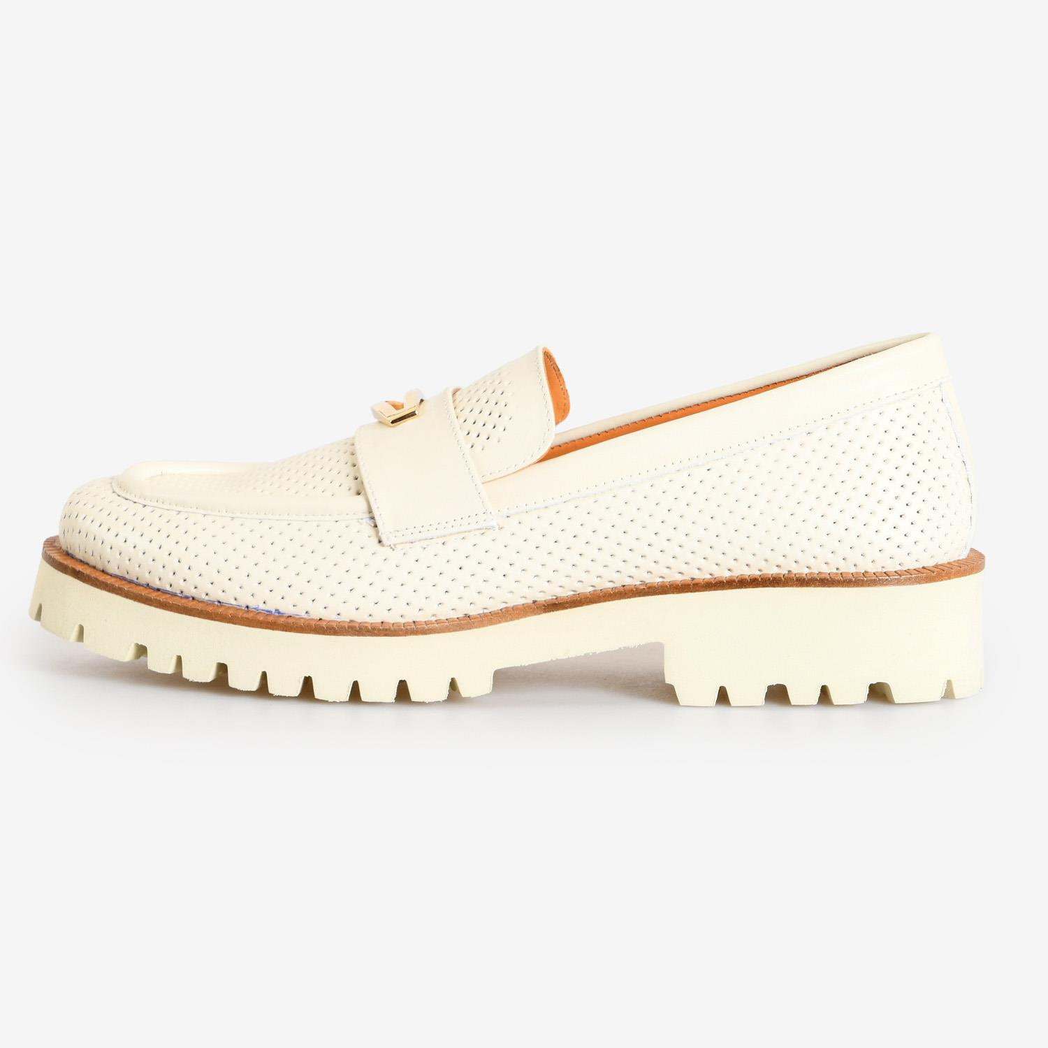 Bej Deri Kadın Loafer