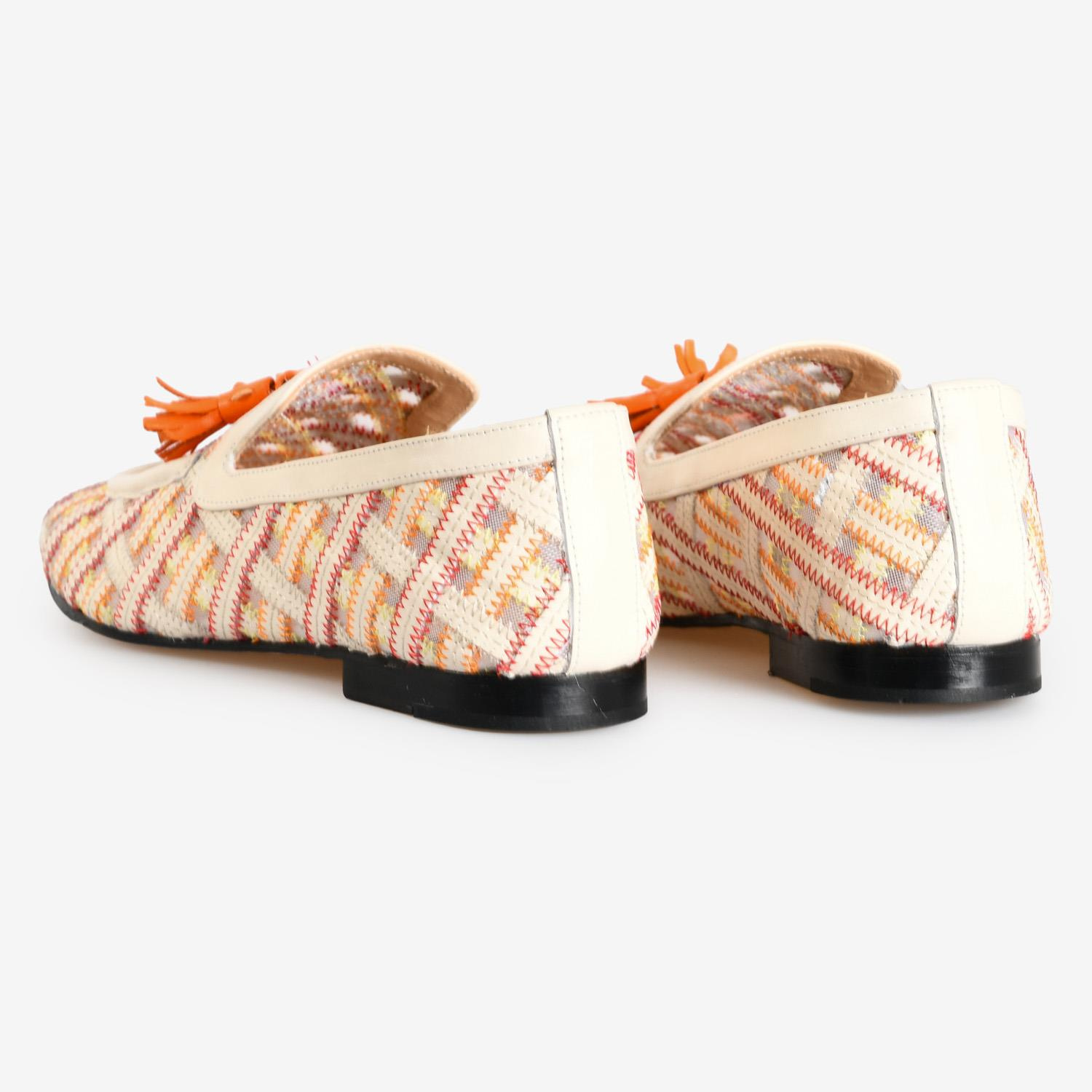 Bej Deri Örgü Detaylı Kadın Loafer