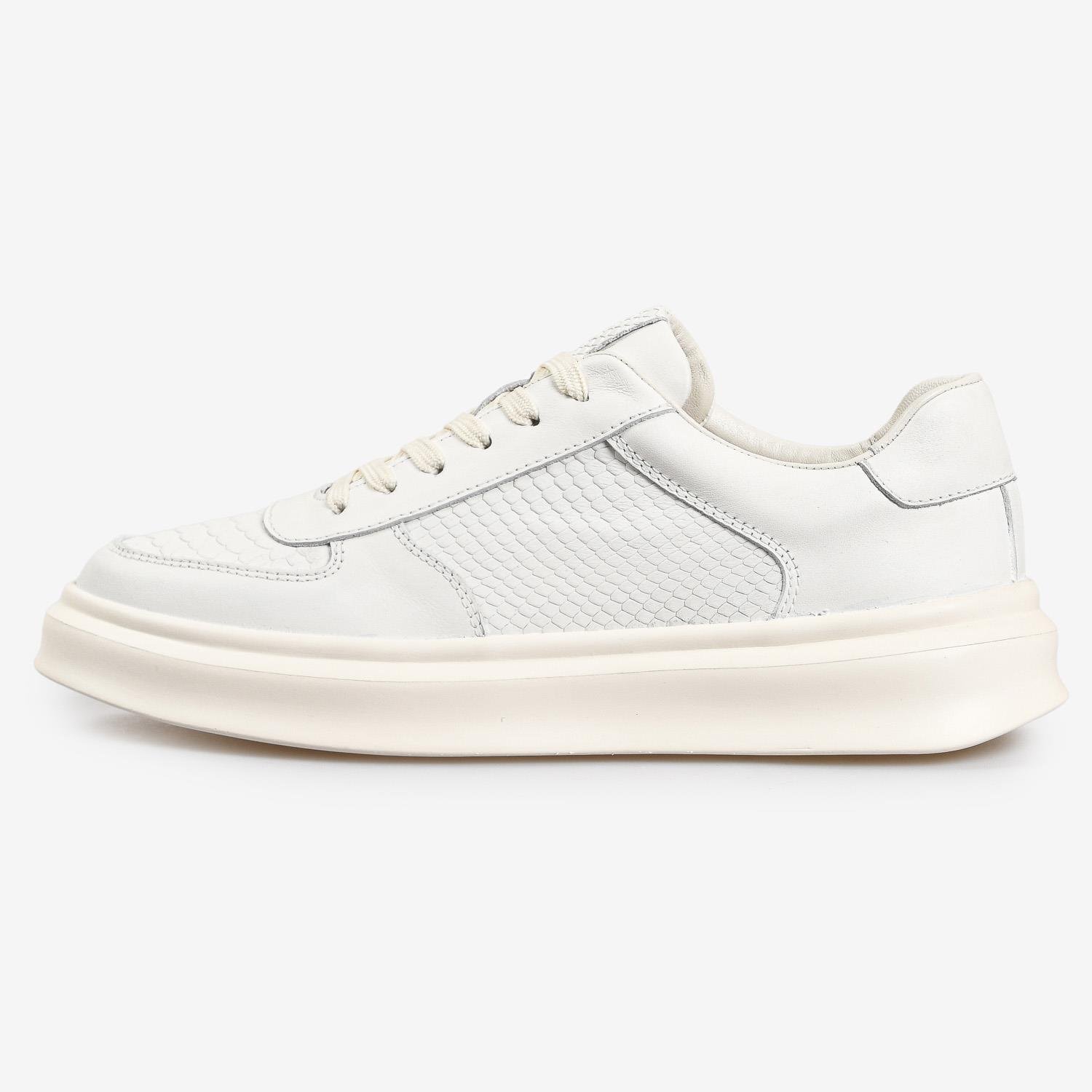 Beyaz Deri Bağcıklı Erkek Sneaker