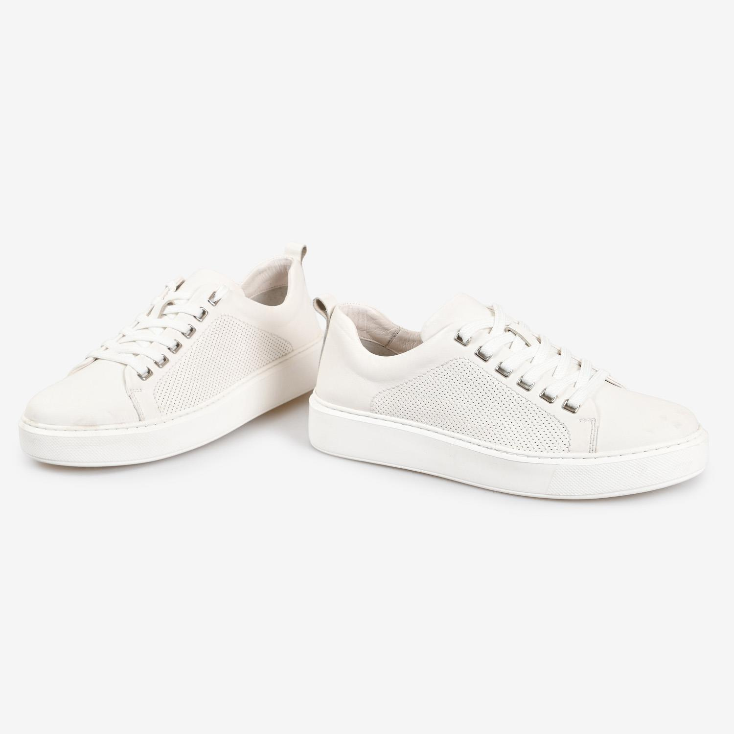 Beyaz Deri Bağcıklı Erkek Spor Ayakkabı