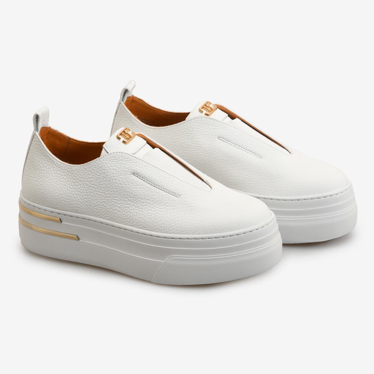 Beyaz Deri Platform Tabanlı Kadın Sneaker