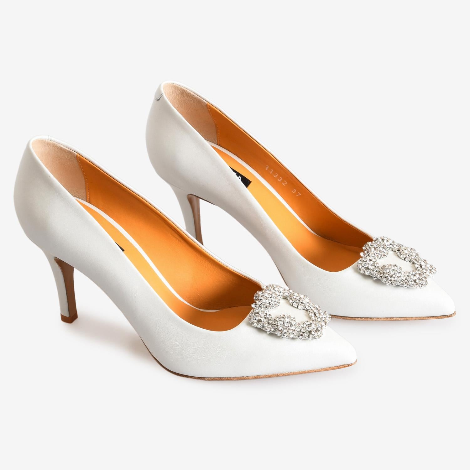 Beyaz Deri Tokalı Kadın Abiye Ayakkabı