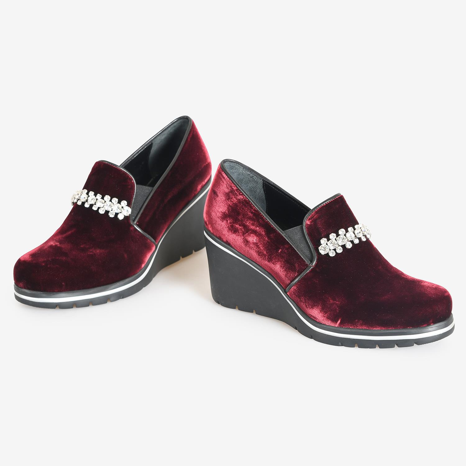 Bordo Kadife Taşlı Dolgu Topuk Kadın Loafer