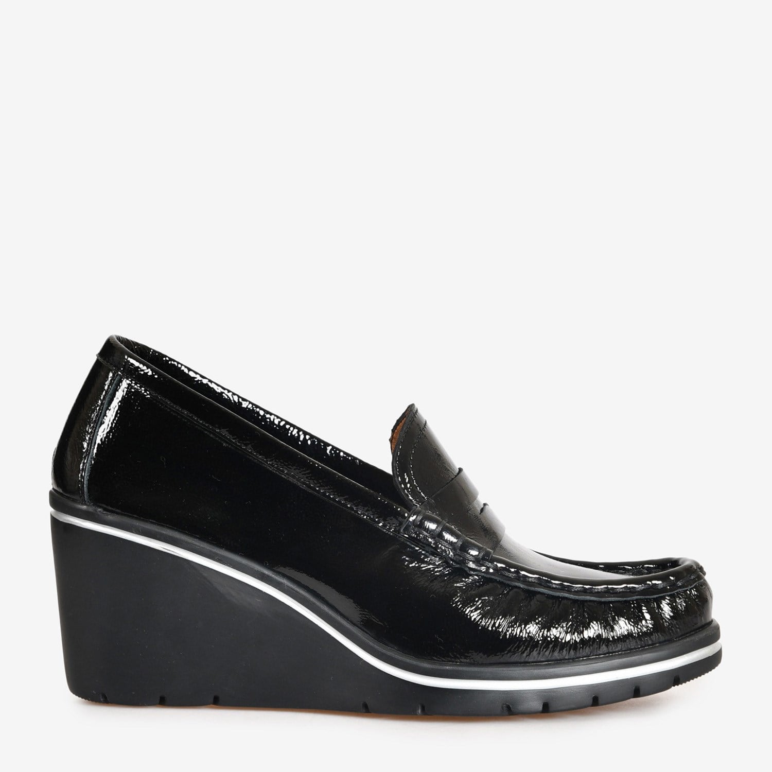 Flower Siyah Rugan Dolgu Topuk Kadın Loafer