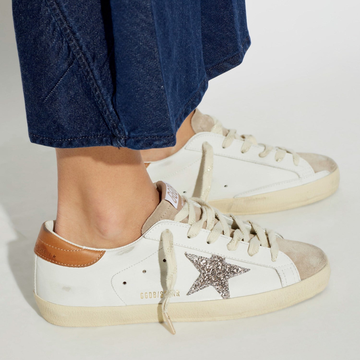 Golden Goose Beyaz Deri Super-Star 8719 Kadın Sneakers