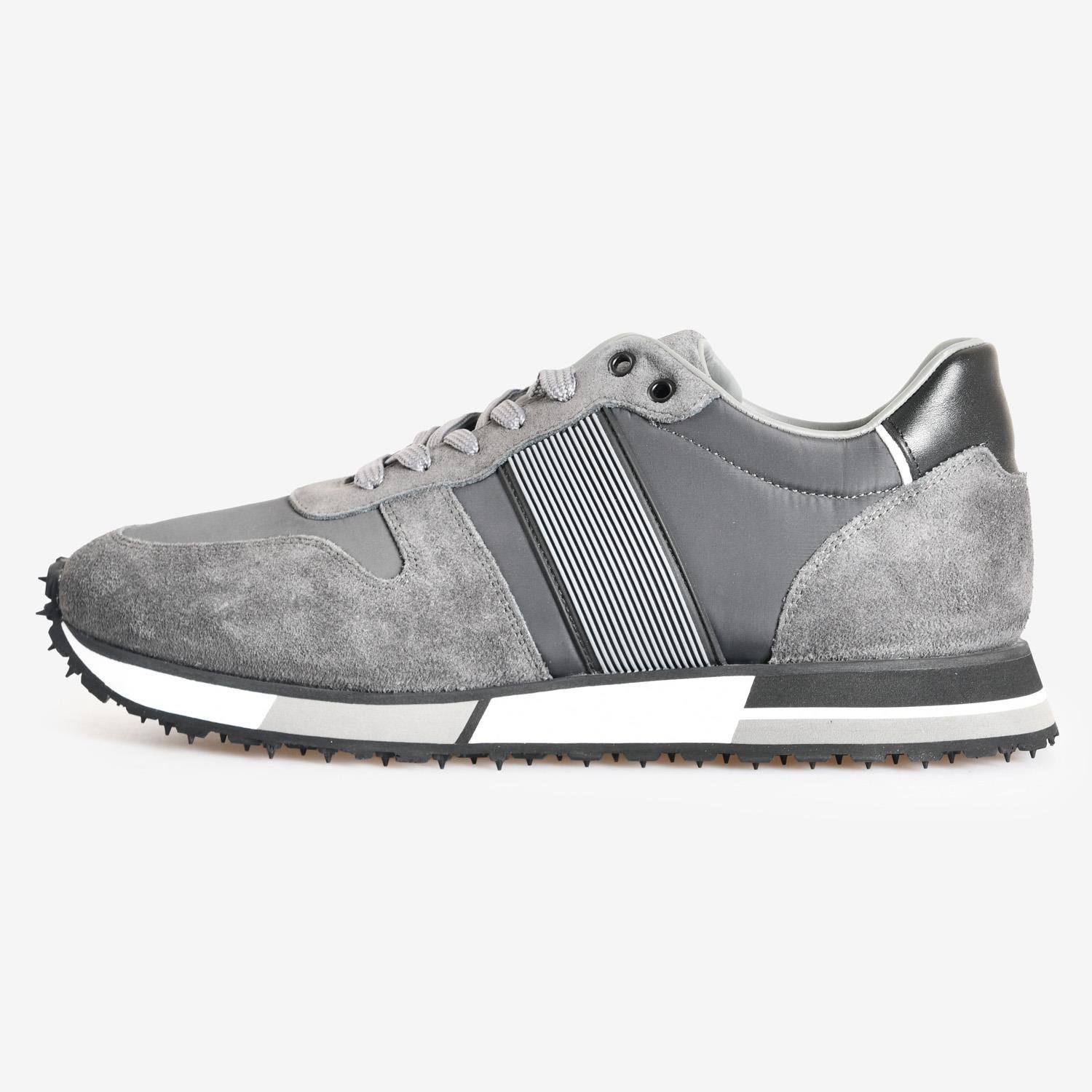 Gri Süet Bağcıklı Erkek Spor Ayakkabı